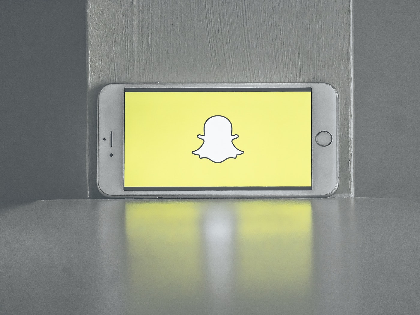 Snapchat Psikolojik Sorunlarla Mücadele Eden Kullanıcılarına Destek Kaynakları Sağlayacak