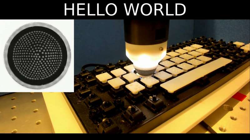 Braille alfabesini öğrenen yapay zeka destekli robot